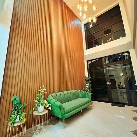 Verra Inn Tagaytay City Bagian luar foto