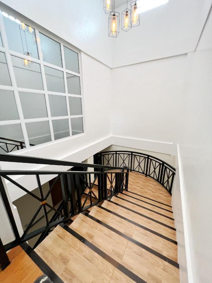Verra Inn Tagaytay City Bagian luar foto
