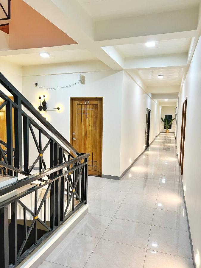 Verra Inn Tagaytay City Bagian luar foto