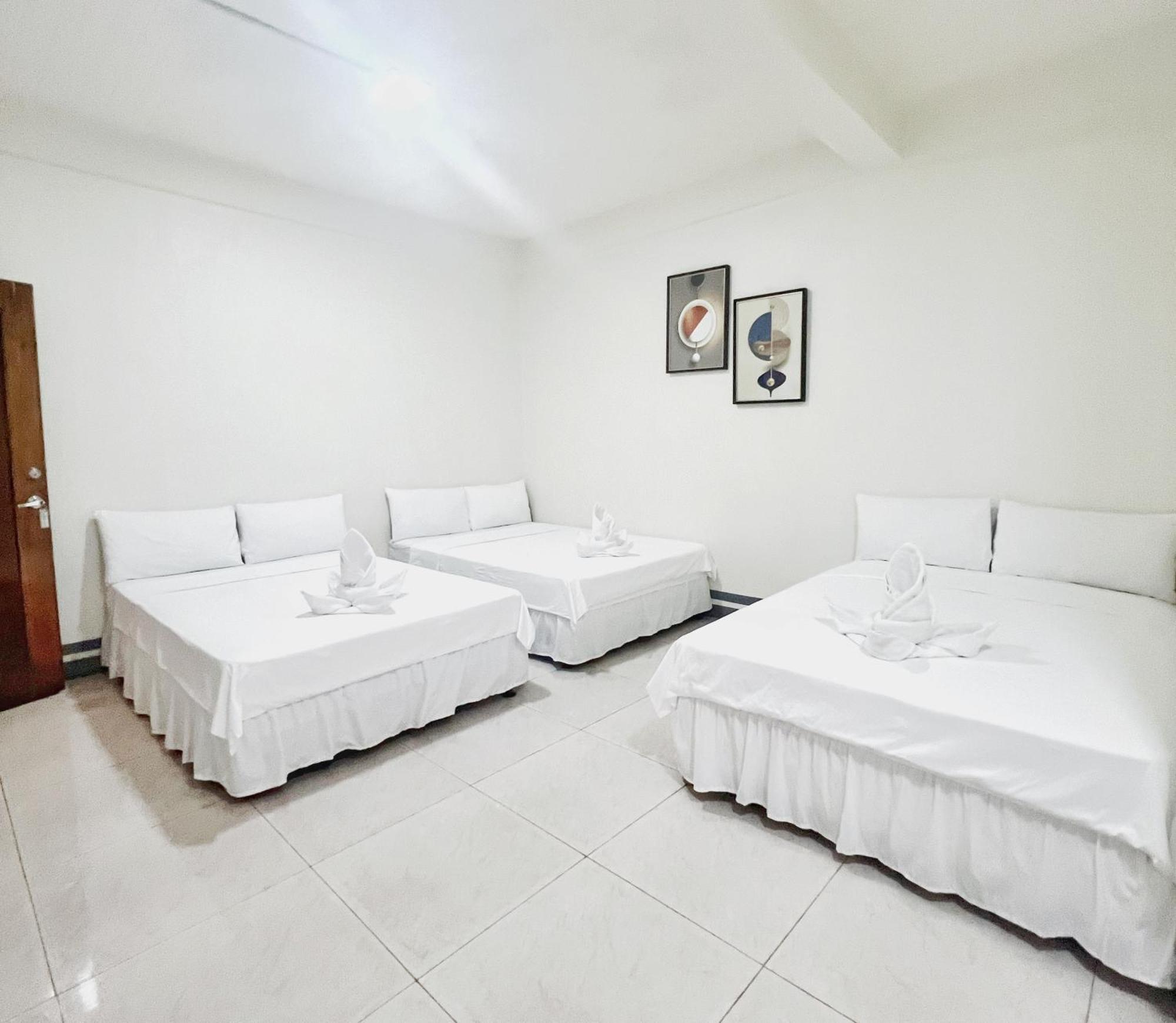 Verra Inn Tagaytay City Bagian luar foto