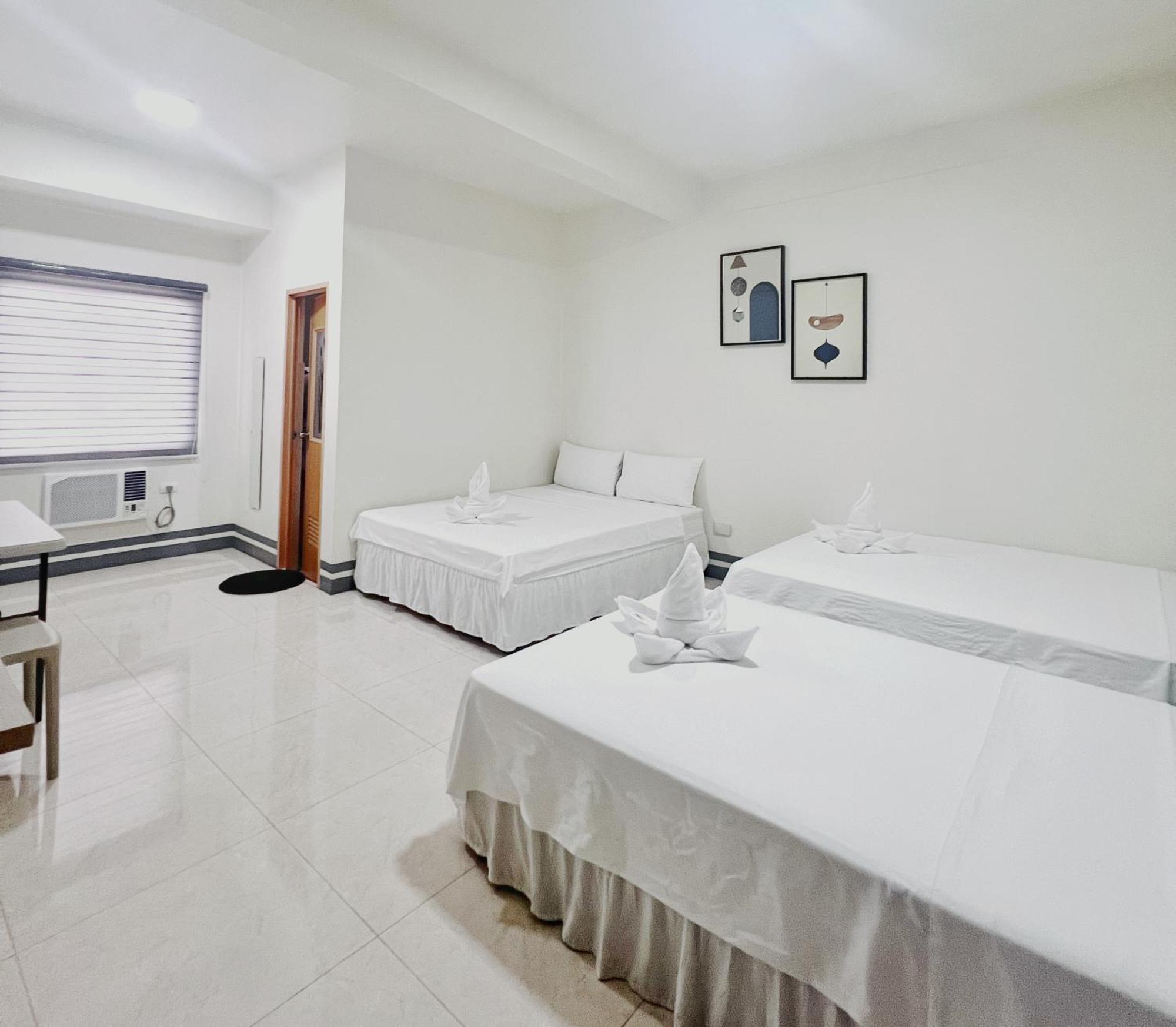 Verra Inn Tagaytay City Bagian luar foto