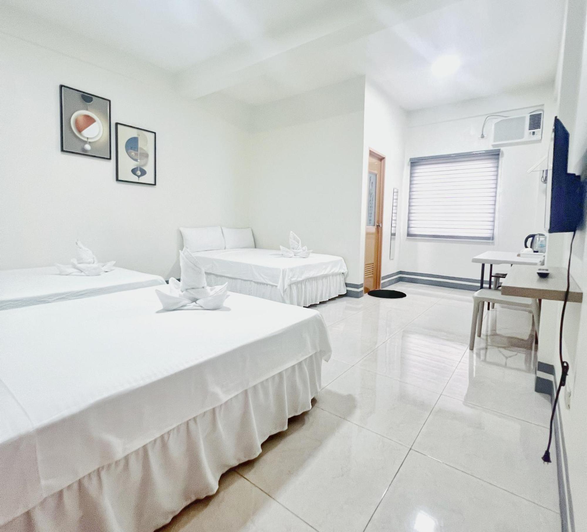 Verra Inn Tagaytay City Bagian luar foto